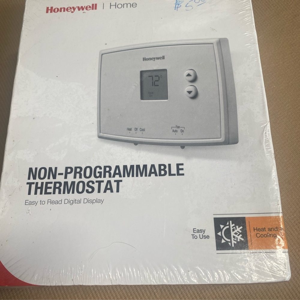 Honeywell Home RTH111B Digital Display Thermostat Non-Programmable, Heat/Cool